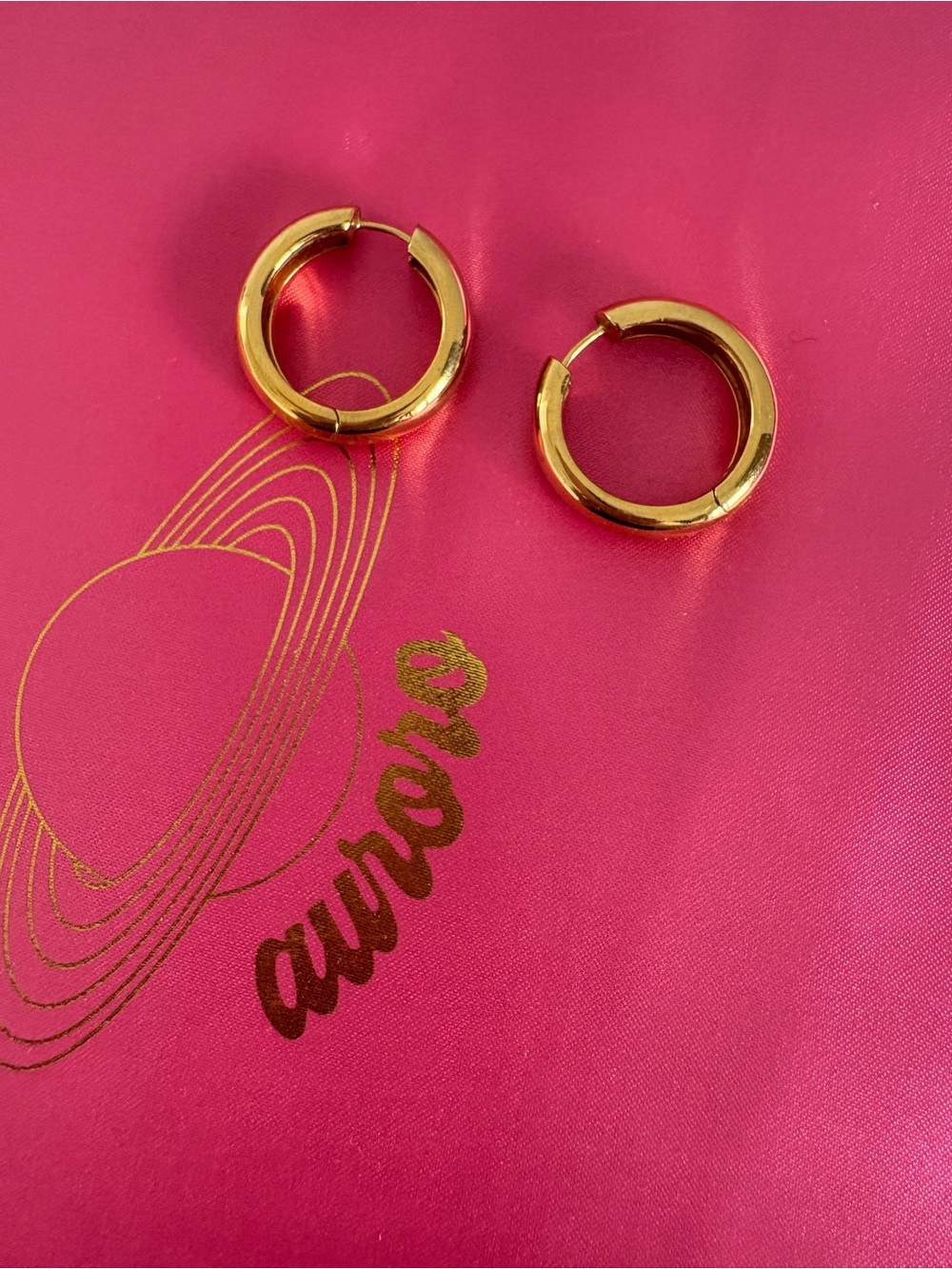 MEJURI CHUNKY LARGE HOOPS